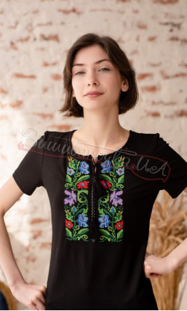 Black T-shirt with embroidery 5147