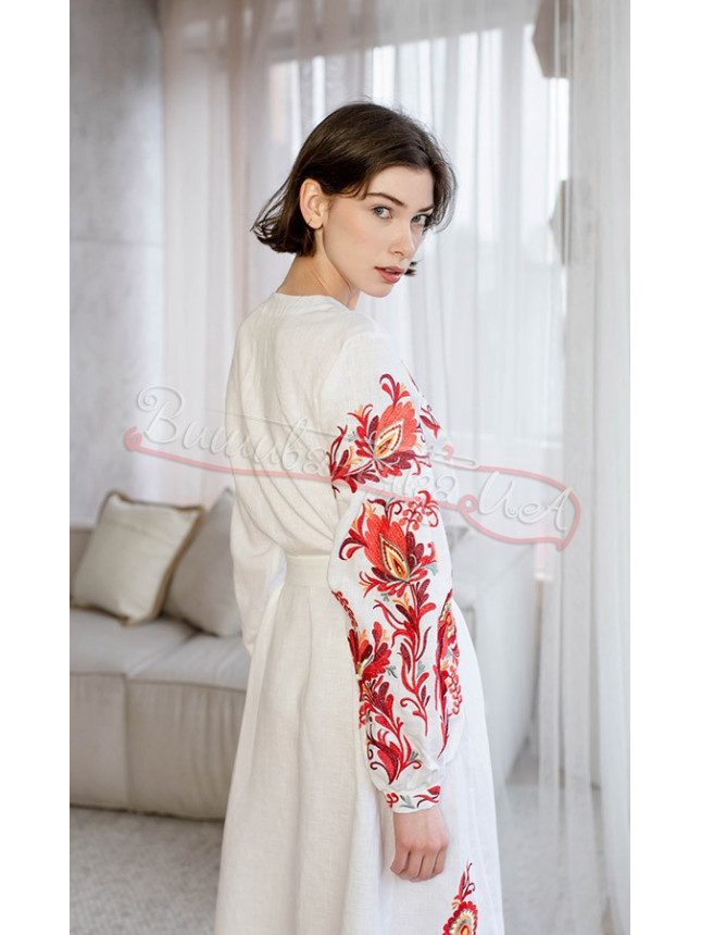 White dress with an elegant design 4673 size 46