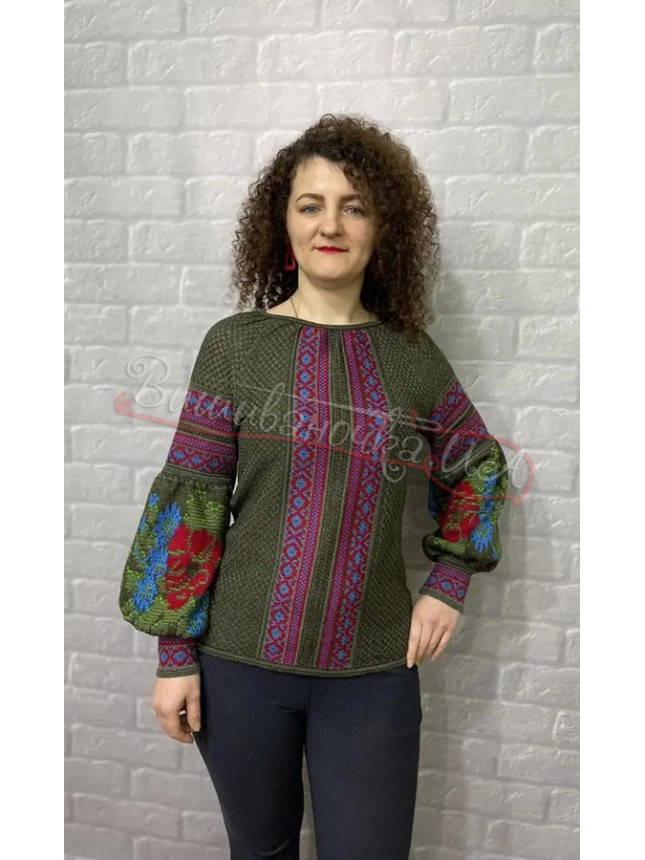 Knitted women's blouse with bright sleeves 5881 size 46