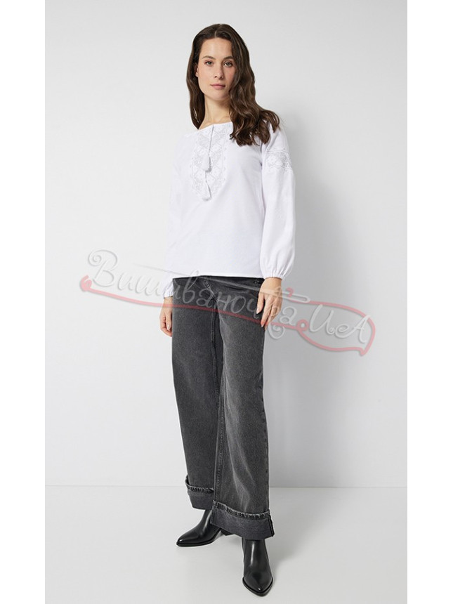 Women's blouse with embroidery 516-1