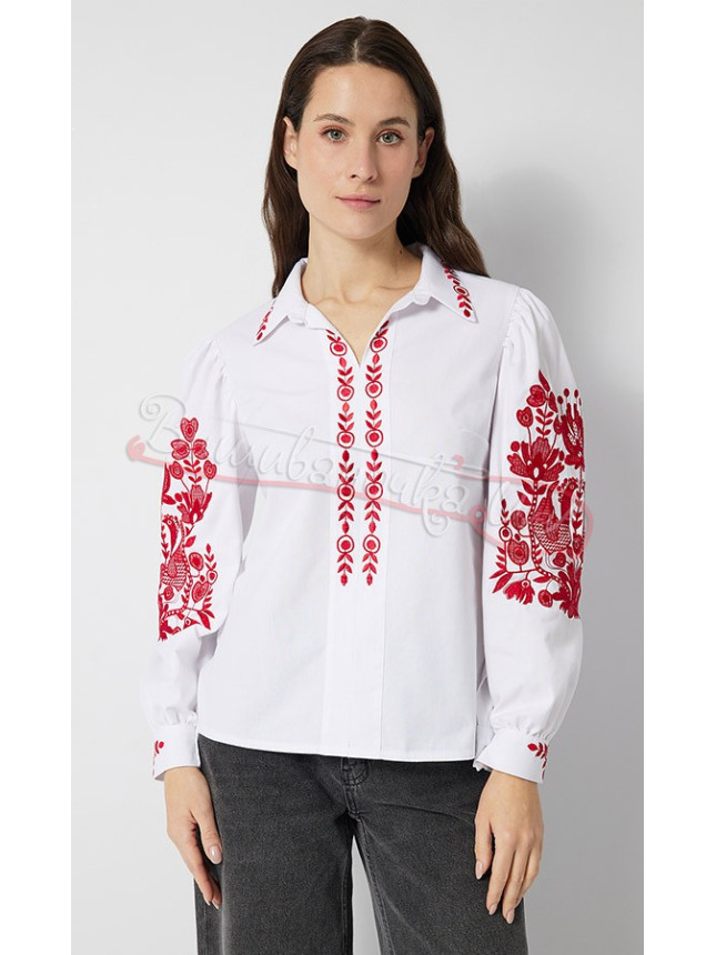 Embroidered blouse with a turn-down collar 5110-2 size 52