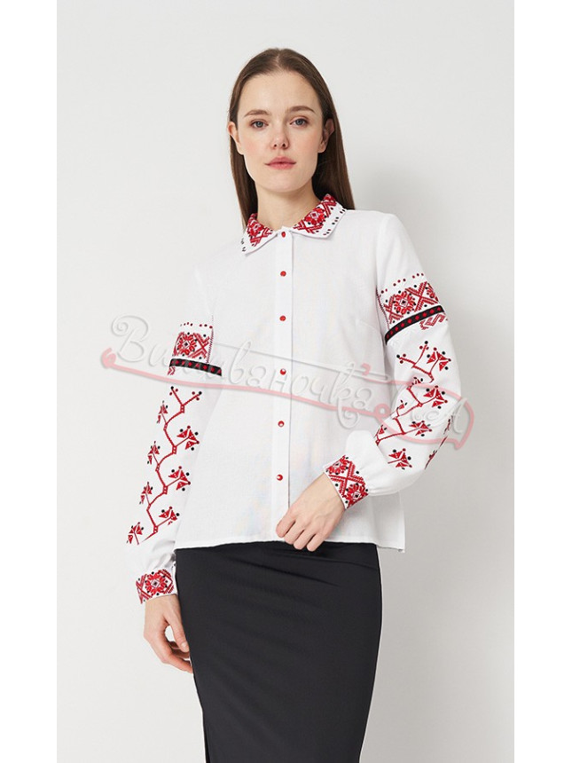 Embroidered blouse with a collar 520-2 size 42