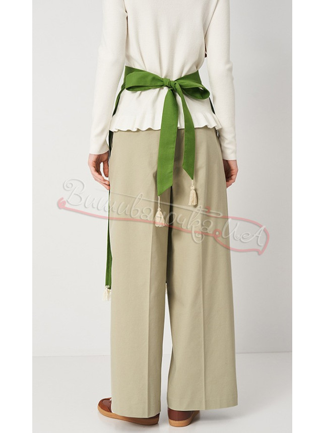 Green little apron with embroidery 0110-11.1