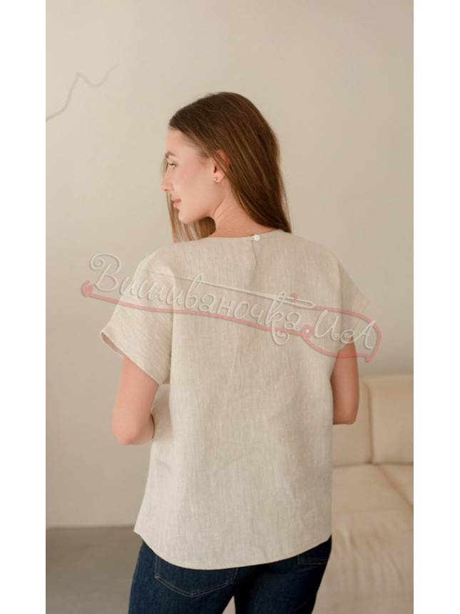 Women's blouse with embroidery 4685