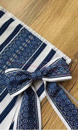 Napkin and bow for a basket 09-3