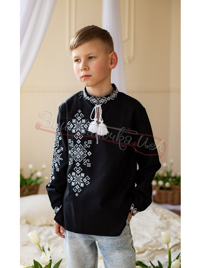 Вышиванка с асимметричным узором 7046-5