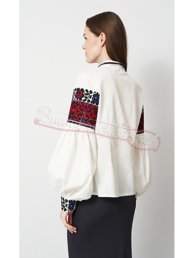 Blouse with Borshchiv pattern on a clasp 599-2 size 48