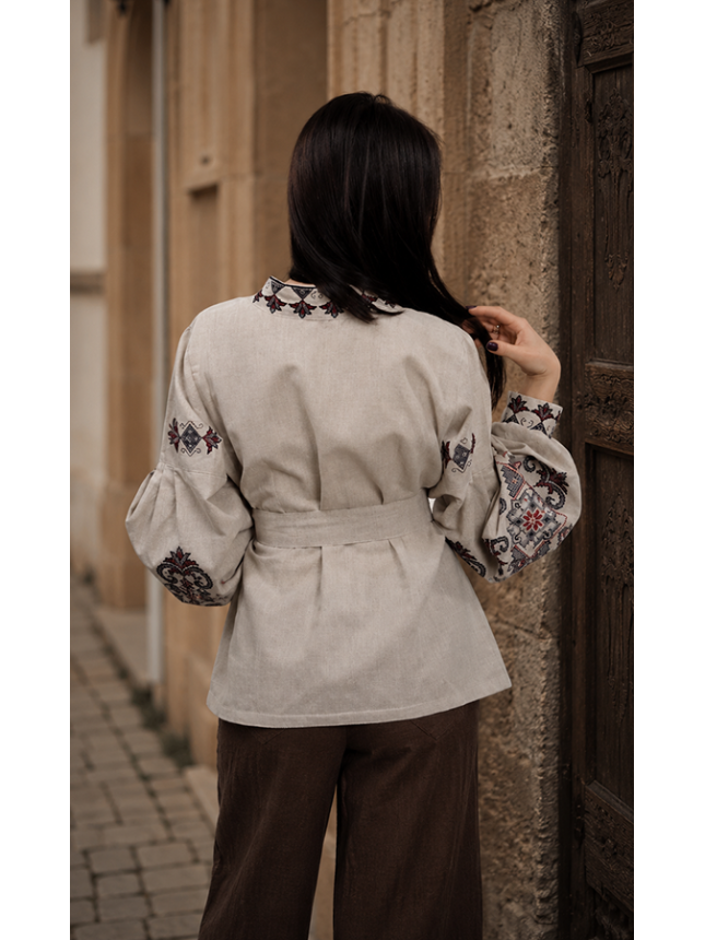 Exclusive blouse with embroidery 7304 size 42
