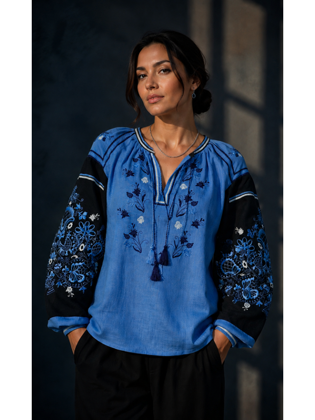 Women's blouse with embroidered ornament 7252