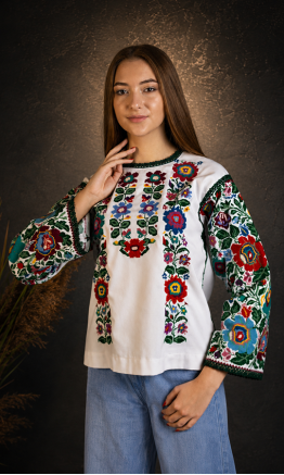 Вишиванка буковинська святкова Ч 7330