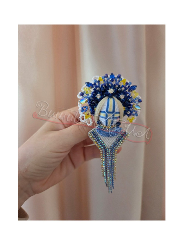 Motanka brooch handmade ББ07