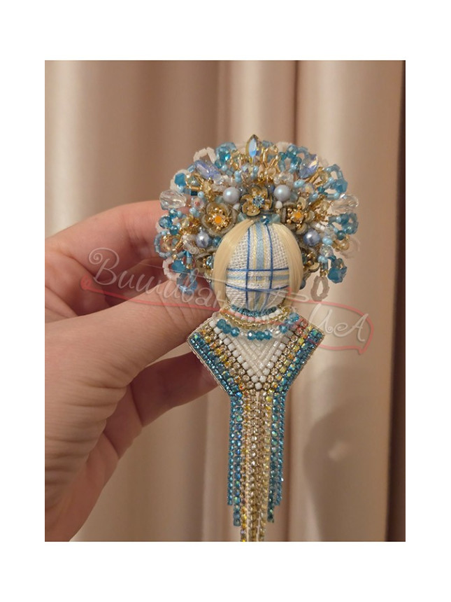 Motanka brooch patriotic ББ29