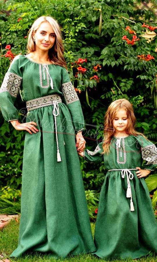 Buy a vyshyvanka online - the Vyshyvanochka online store