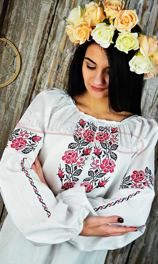 Вишукана жіноча вишиванка UA26 - фото 1 vishivano4ka.com.ua