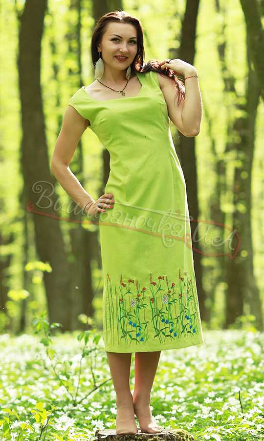 Красивое вышитое платье 7135 - фото 1 vishivano4ka.com.ua