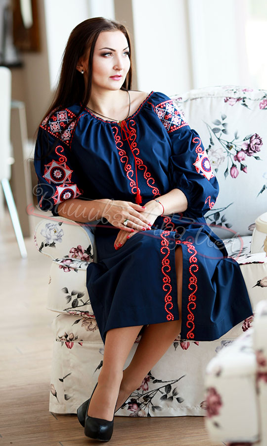 Красива вишита жіноча сукня 7116 - фото 3 vishivano4ka.com.ua