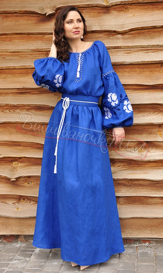 Довге плаття з вишивкою троянд бордо або синє П24 - фото 2 vishivano4ka.com.ua