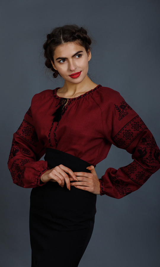 Вишиванка жіноча бордового кольору 1037 - фото 1 vishivano4ka.com.ua