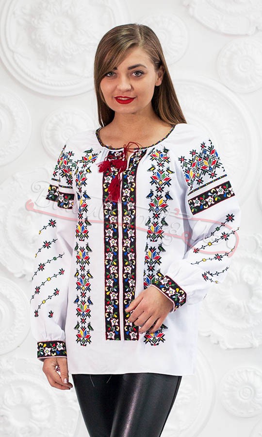 Жіноча оригінальна вишита сорочка 3241 - фото 1 vishivano4ka.com.ua