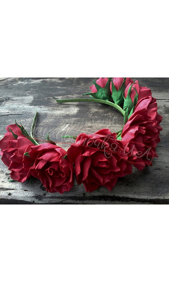 Вишуканий обруч з червоних троянд В33 - фото 1 vishivano4ka.com.ua