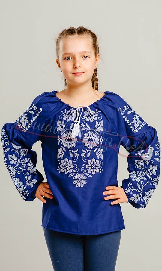 Яскрава дитяча вишиванка синього кольору 950-10 - фото 3 vishivano4ka.com.ua