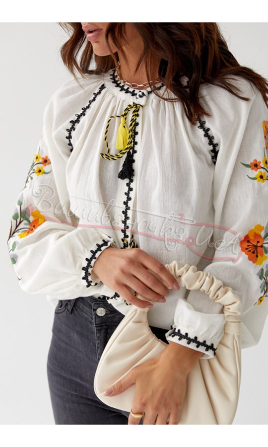 Жіноча вишита блуза 0109 - фото 3 vishivano4ka.com.ua