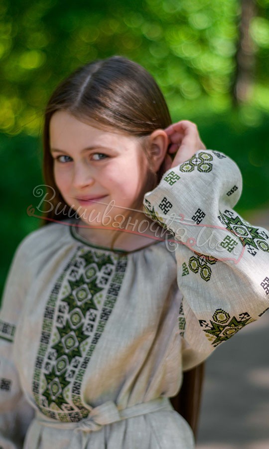 Вышитое платье для девочки 4356 - фото 3 vishivano4ka.com.ua