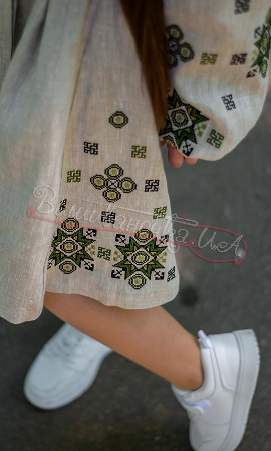 Вышитое платье для девочки 4356 - фото 4 vishivano4ka.com.ua