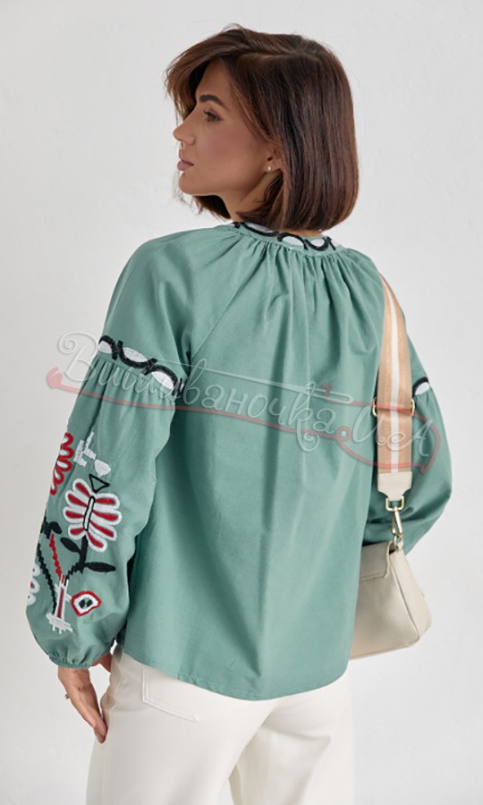 Жіноча вишиванка з вишивкою гладдю 5560 - фото 2 vishivano4ka.com.ua