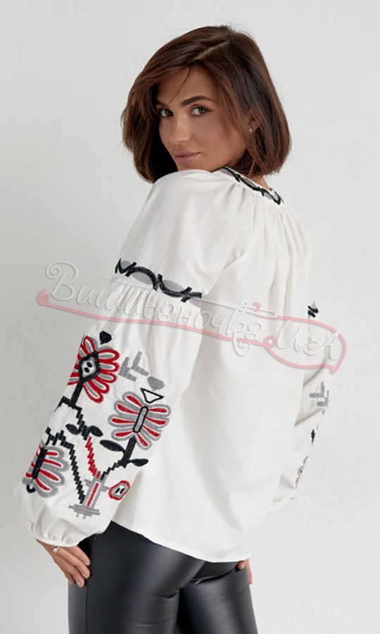 Жіноча блуза з вишивкою гладдю 5561 - фото 2 vishivano4ka.com.ua