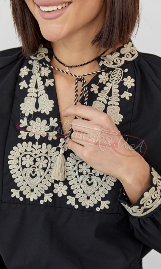 Жіноча сорочка, вишивка гладдю 15395 - фото 3 vishivano4ka.com.ua