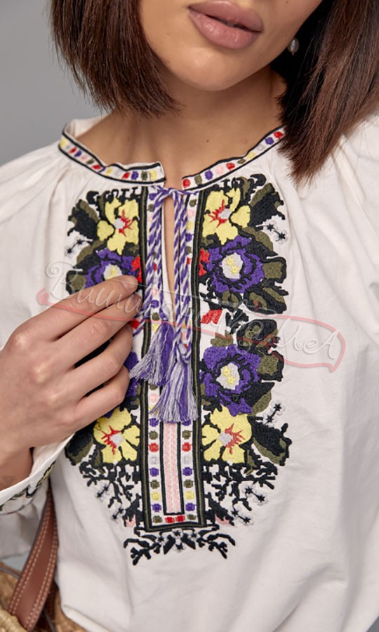 Жіноча вишиванка з квітковим узором 15634 - фото 3 vishivano4ka.com.ua