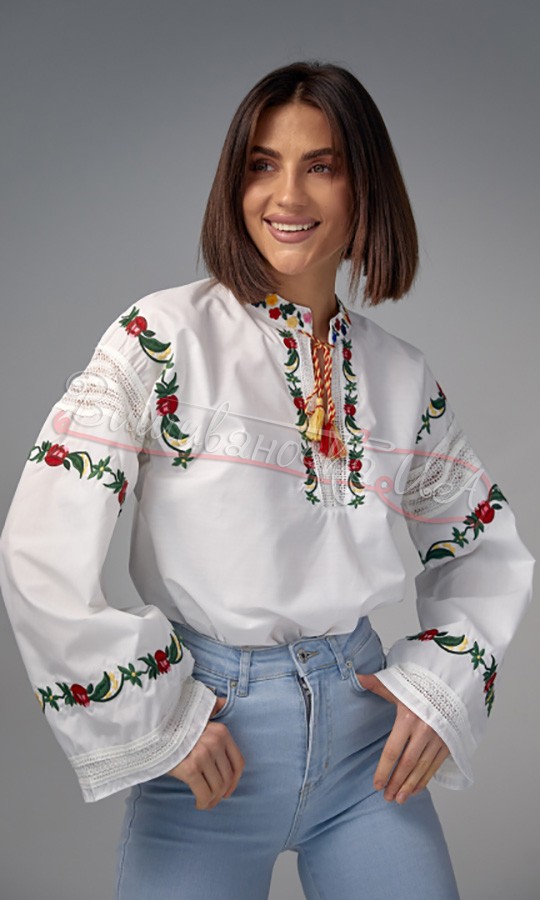 Жіноча блуза з орнаментом 5670 - фото 1 vishivano4ka.com.ua