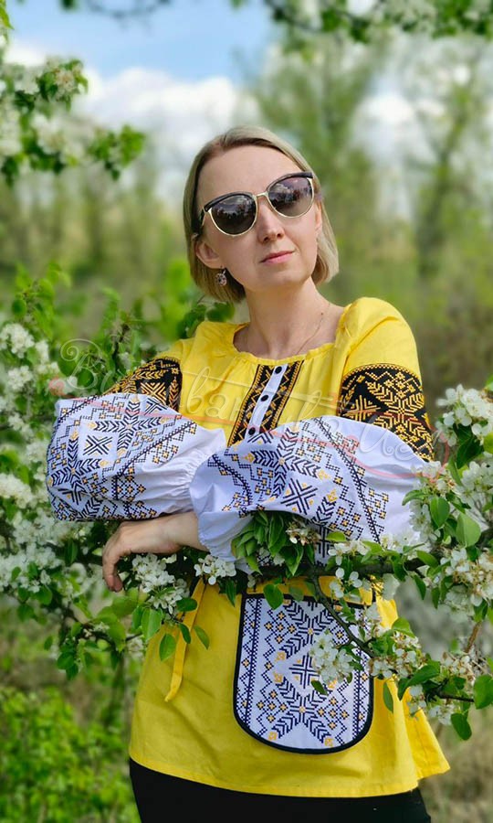 Жовта яскрава вишиванка з сумочкою 7250 - фото 3 vishivano4ka.com.ua