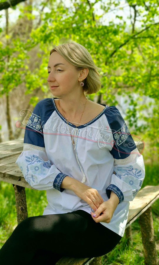 Жіноча блуза з вишивкою 7253 - фото 1 vishivano4ka.com.ua