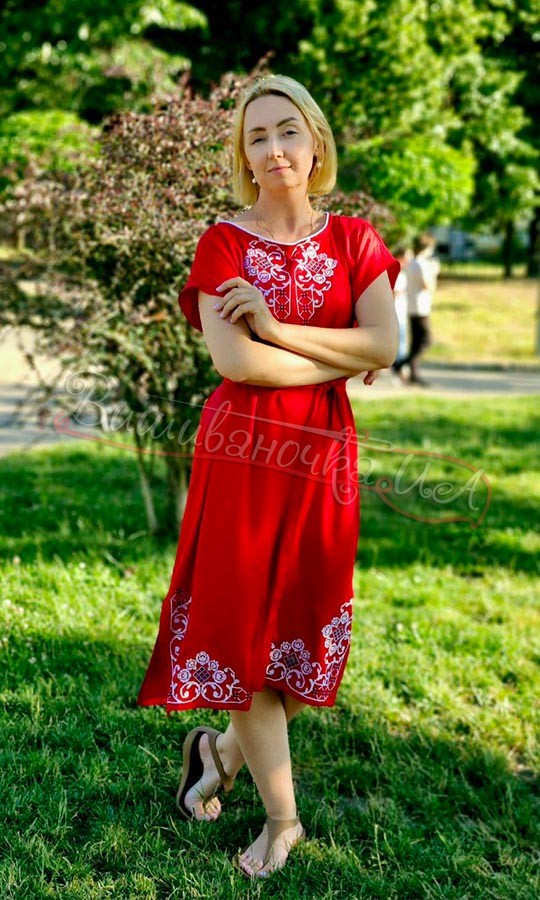 Жіноча яскрава сукня в червоному кольорі 7536 - фото 1 vishivano4ka.com.ua