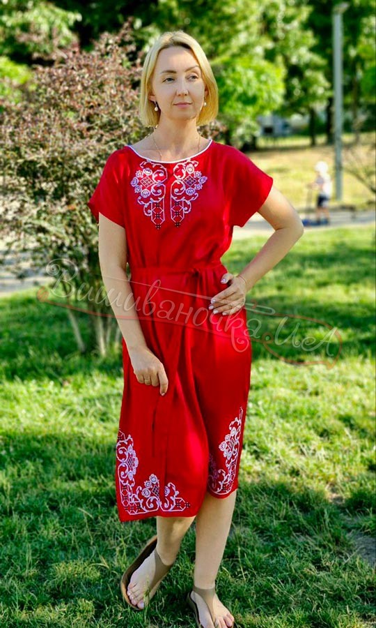 Жіноча яскрава сукня в червоному кольорі 7536 - фото 2 vishivano4ka.com.ua