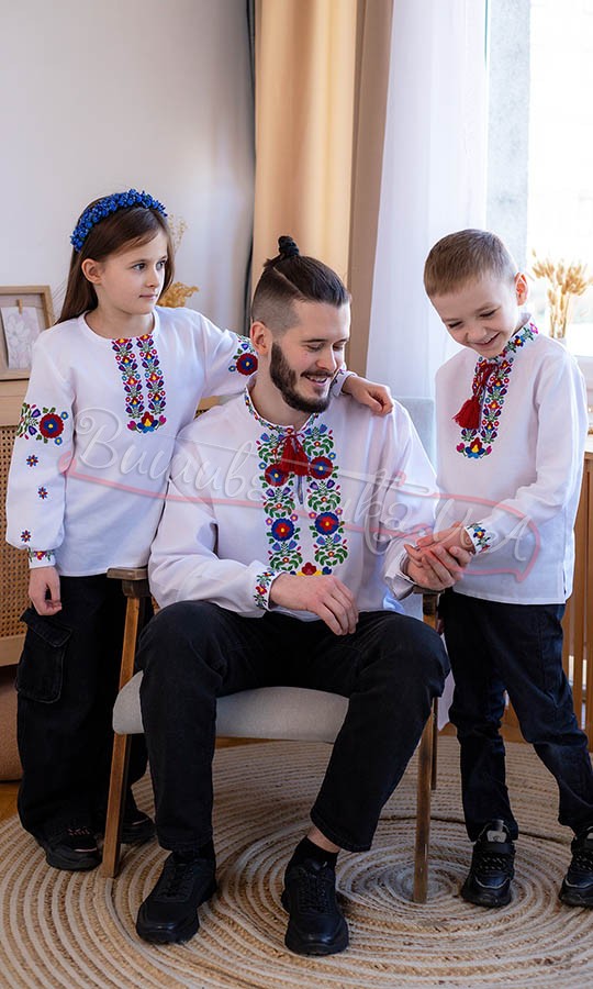 Семейный набор вышиванок 7780 - фото 3 vishivano4ka.com.ua