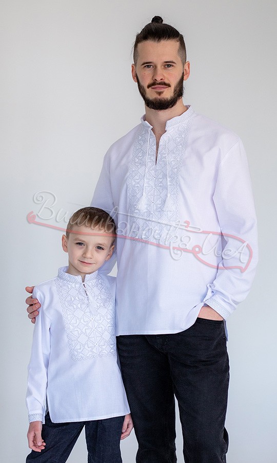 Комплект вышиванок для семьи 73501 - фото 3 vishivano4ka.com.ua