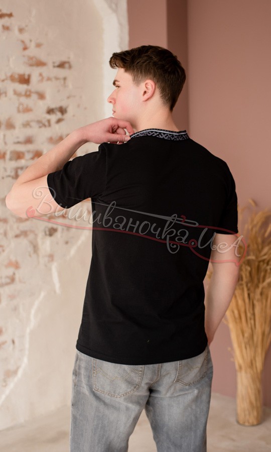 Футболка з вишивкою 5216 - фото 4 vishivano4ka.com.ua