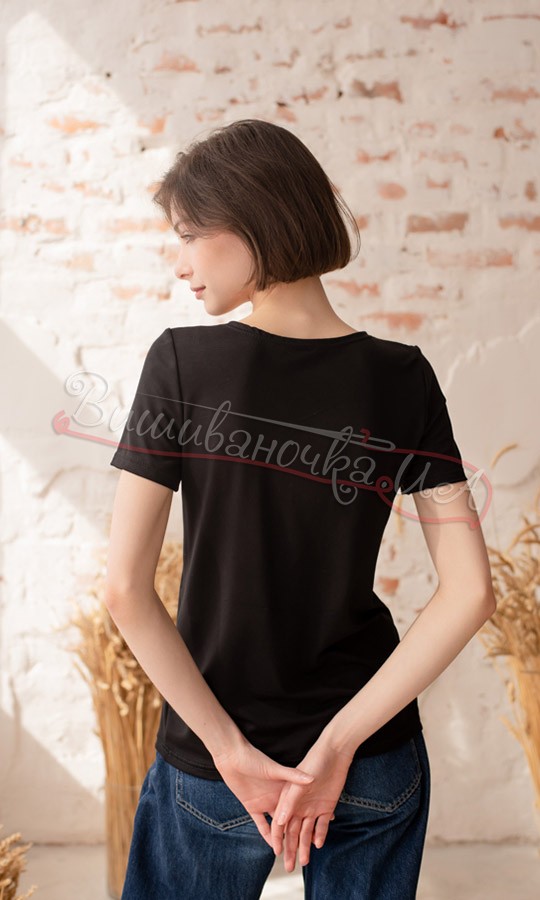 Чорна футболка з вишивкою 5147 - фото 4 vishivano4ka.com.ua