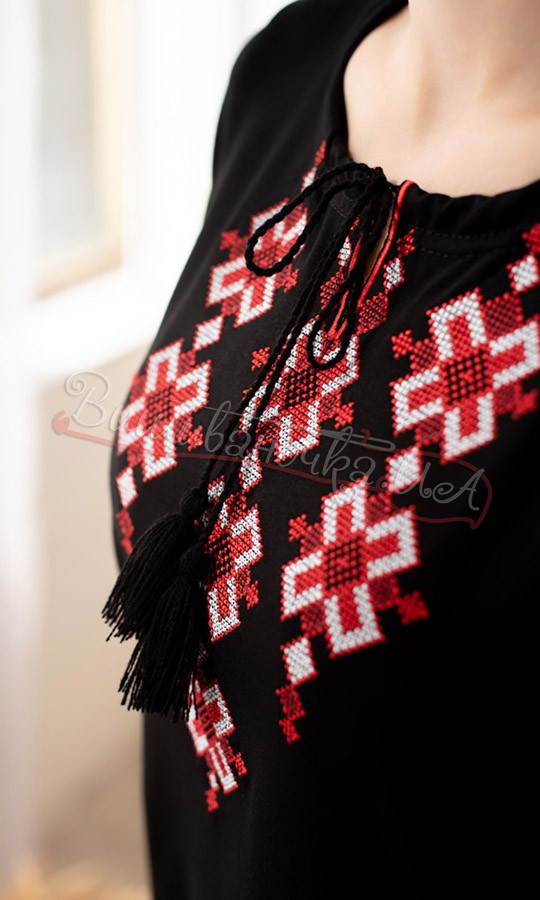 Футболка жіноча з вишивкою 5142 - фото 3 vishivano4ka.com.ua