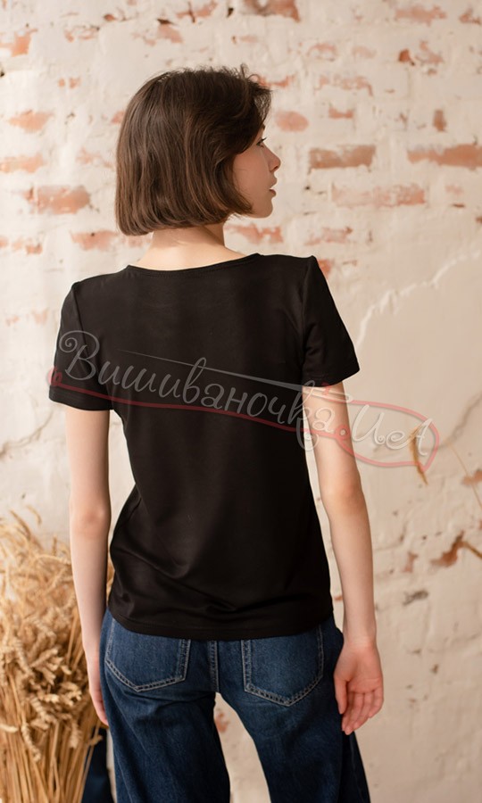 Жіноча футболка з вишивкою 5139 - фото 4 vishivano4ka.com.ua