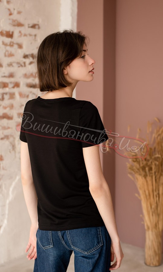 Вишита жіноча футболка 5138 - фото 4 vishivano4ka.com.ua