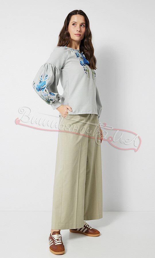 Сіра вишиванка з яскравими квітами 2205-7 - фото 3 vishivano4ka.com.ua