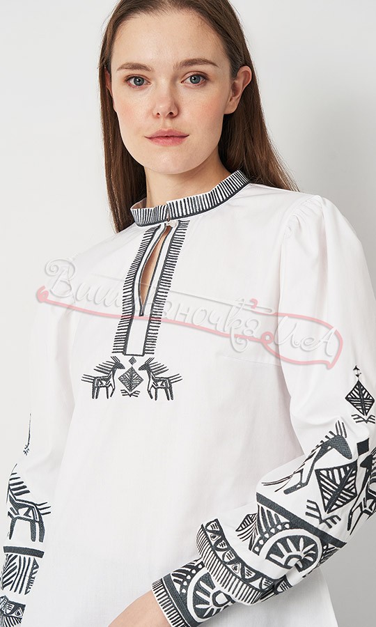 Блуза з вишитим узором коників 545-1 - фото 3 vishivano4ka.com.ua