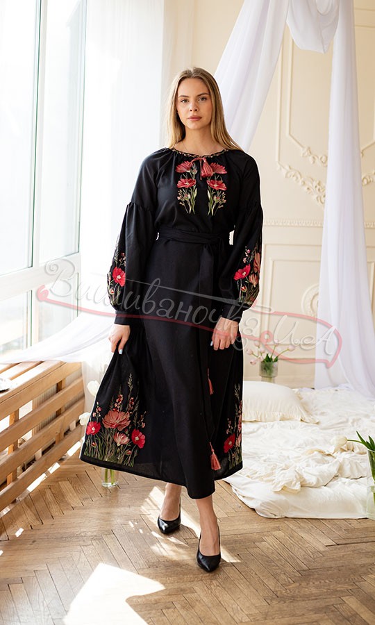 Довга жіноча сукня з вишивкою 1205-5