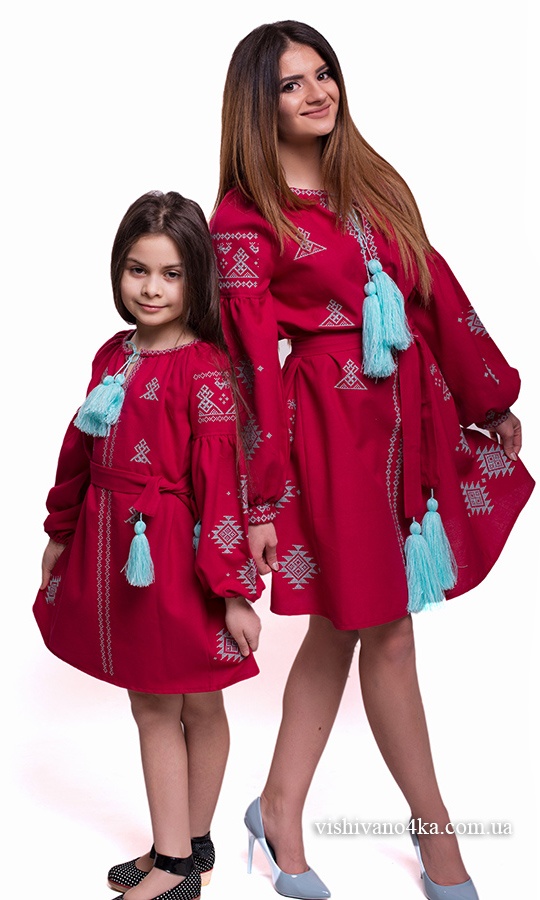 Парные семейные вышиванки 